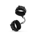 Met clipsluitingen en ketting