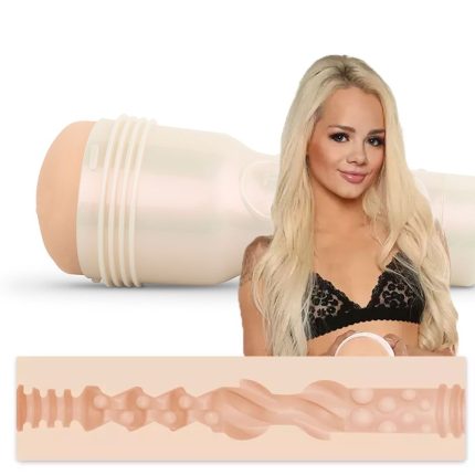 Model: Elsa Jean