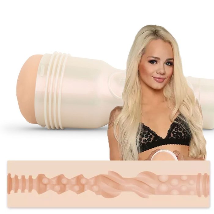 Model: Elsa Jean
