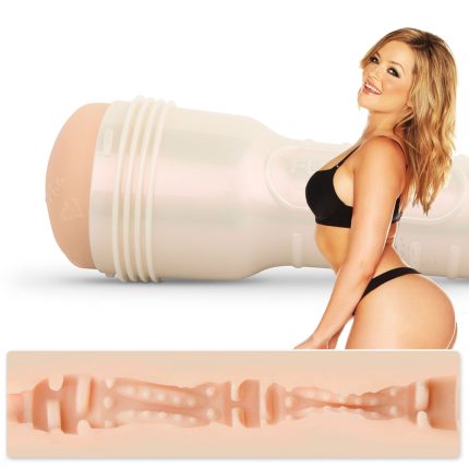 Model: Alexis Texas